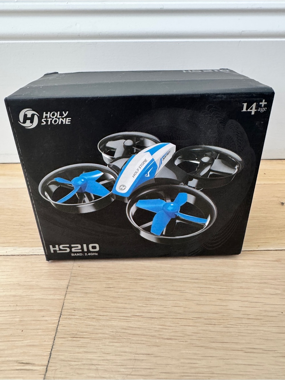 Holy Stone HS210 Mini Drone RC Quadcopter w/ Controller Box Charger - Picture 4 of 9